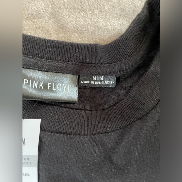 Men’s Size Medium Pink Floyd World Tour Black T-Shirt New Planes - Picture 6 of 10
